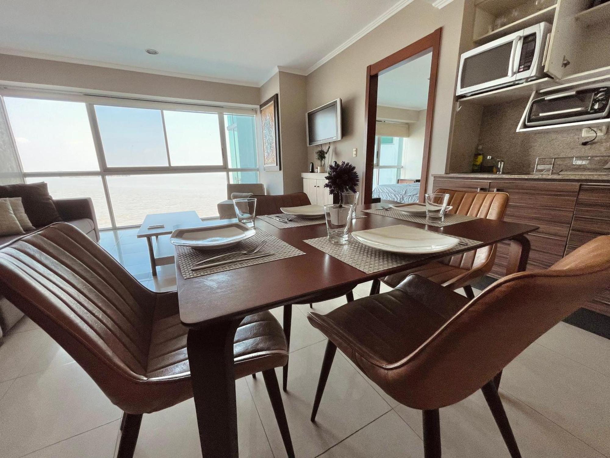 Suite Frente Al Rio En Puerto Santa Ana Riverfront Guayaquil Chambre photo